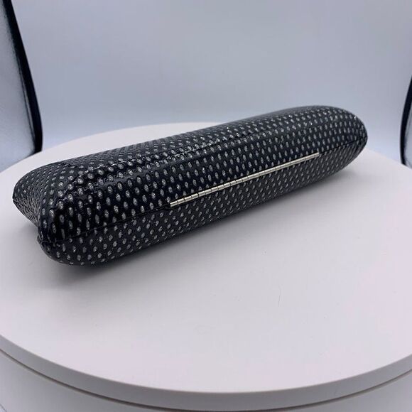 Clutch purse, hard or clamshell, black with sparkling silver, EUC, elegant - Picture 7 of 15